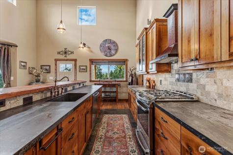 95 Horizon Lane Chelan WA 98816
