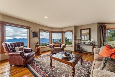95 Horizon Lane Chelan WA 98816