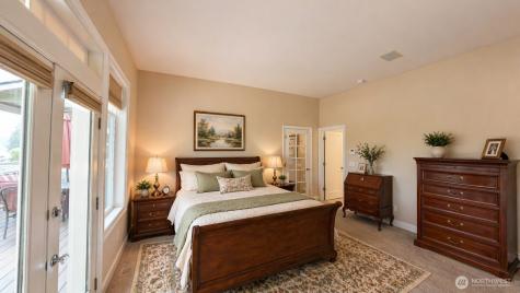 7240 Holmes Island Road SE Lacey WA 98503