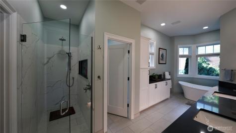 7240 Holmes Island Road SE Lacey WA 98503