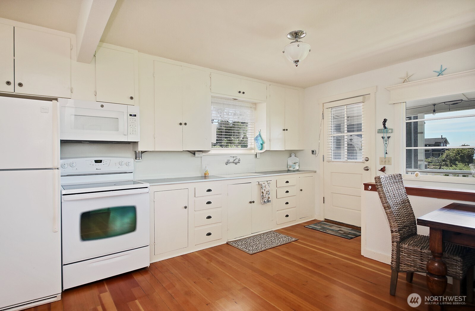 5822 Mutiny Bay Road Freeland WA 98249