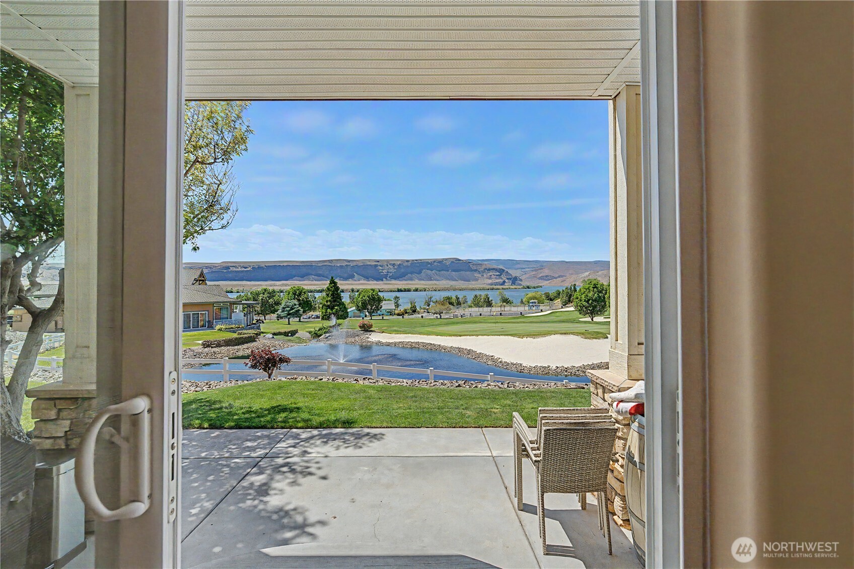 23518 Sunserra Loop NW Quincy WA 98848