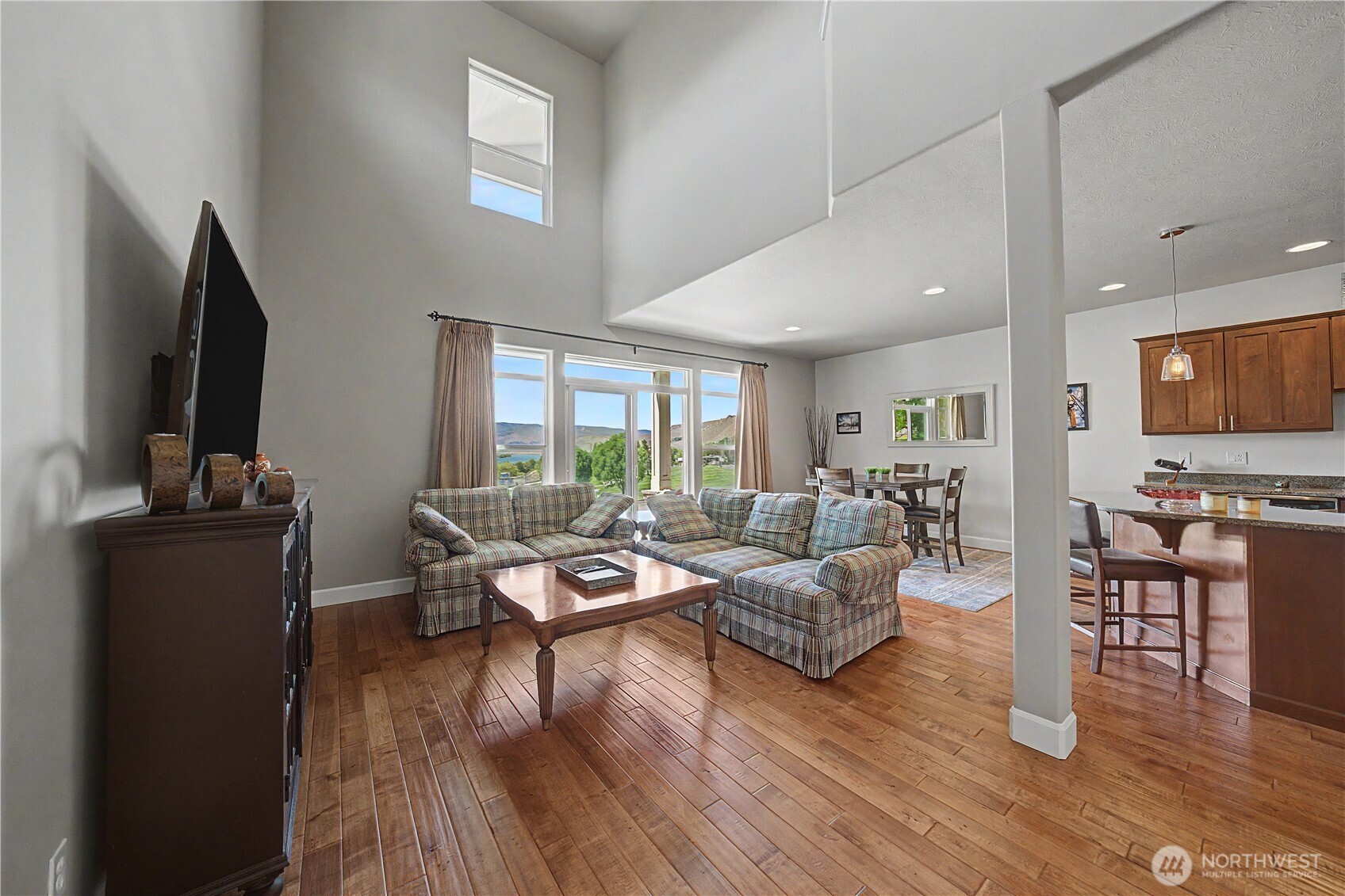 23518 Sunserra Loop NW Quincy WA 98848