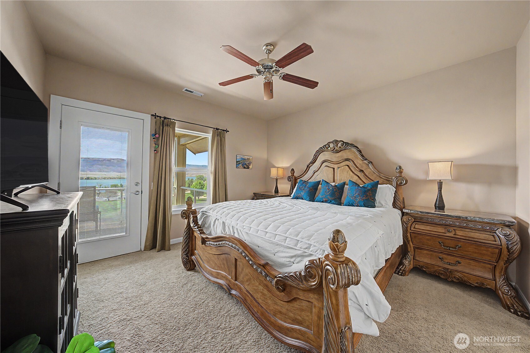 23518 Sunserra Loop NW Quincy WA 98848