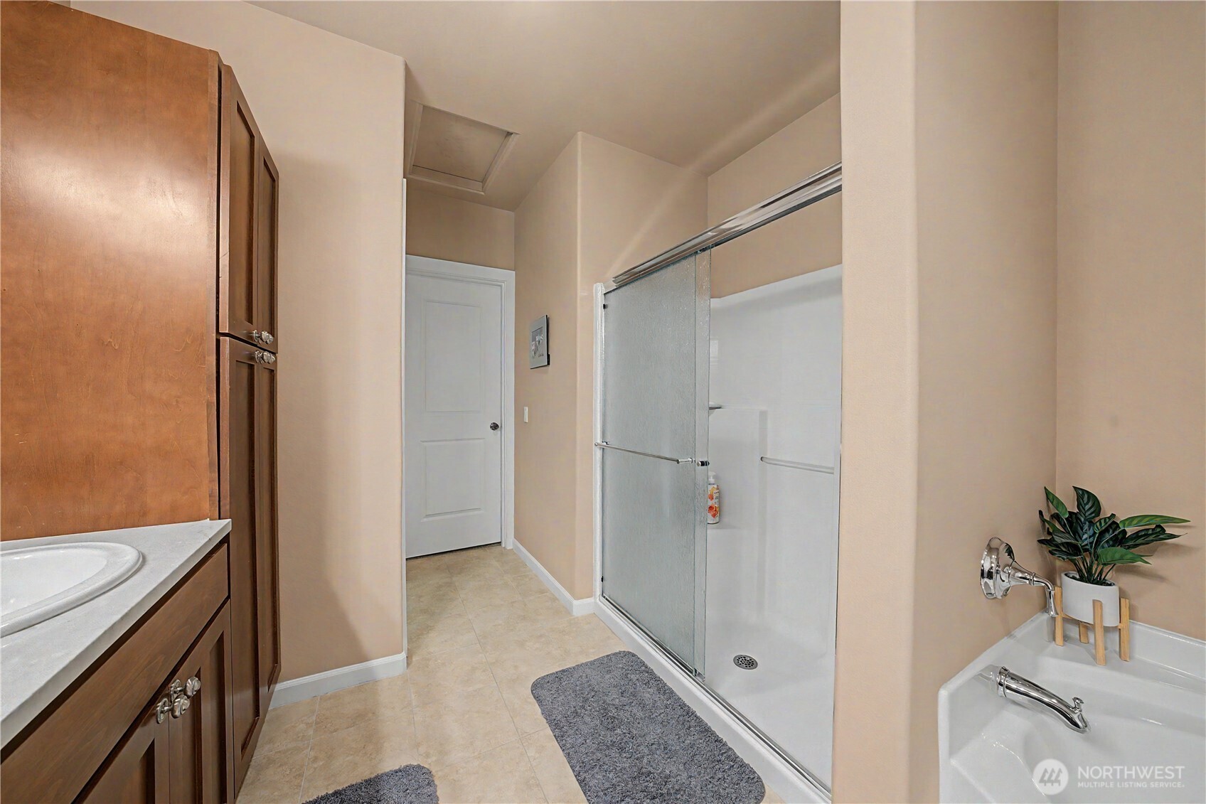 23518 Sunserra Loop NW Quincy WA 98848
