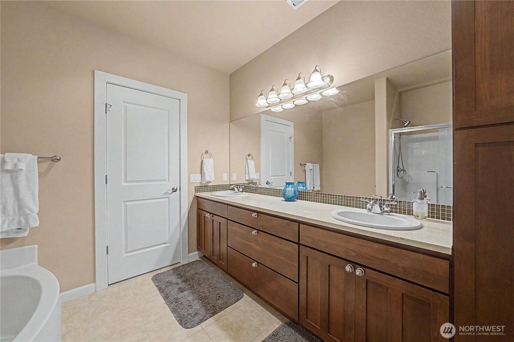 23518 Sunserra Loop NW Quincy WA 98848