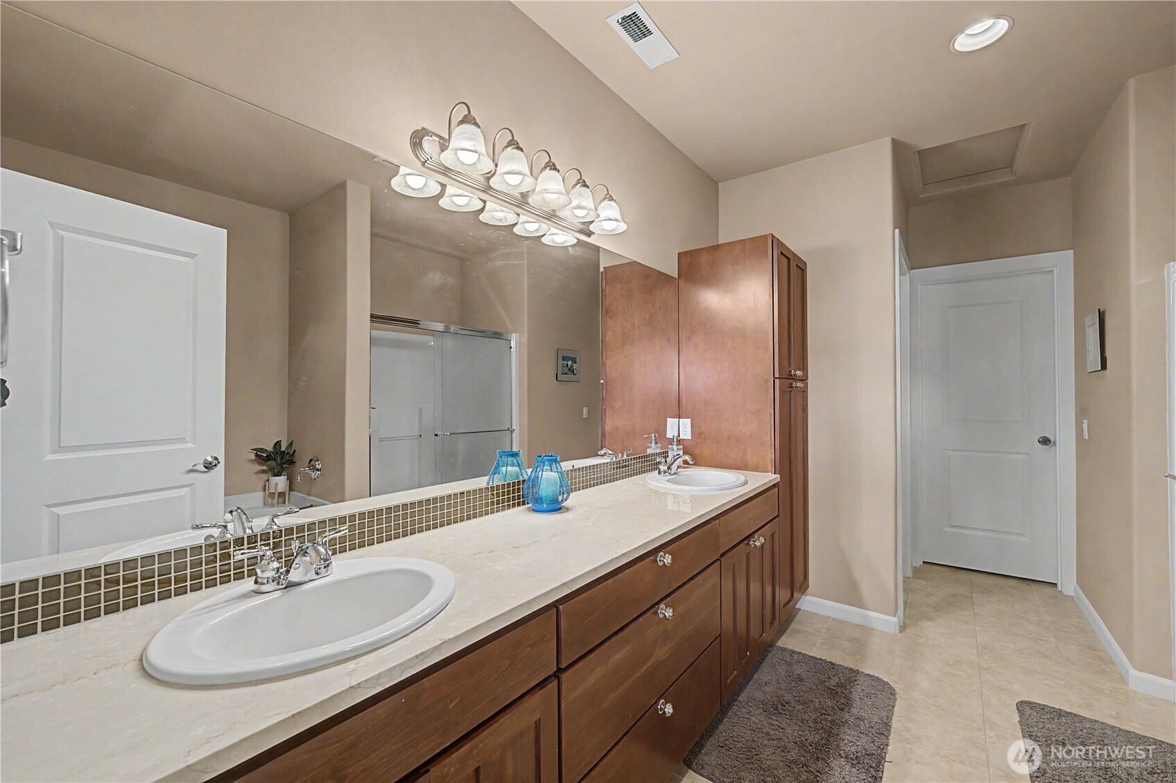 23518 Sunserra Loop NW Quincy WA 98848