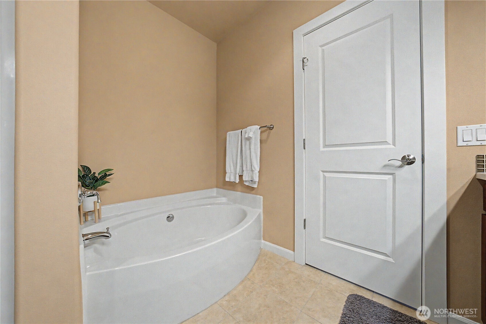 23518 Sunserra Loop NW Quincy WA 98848