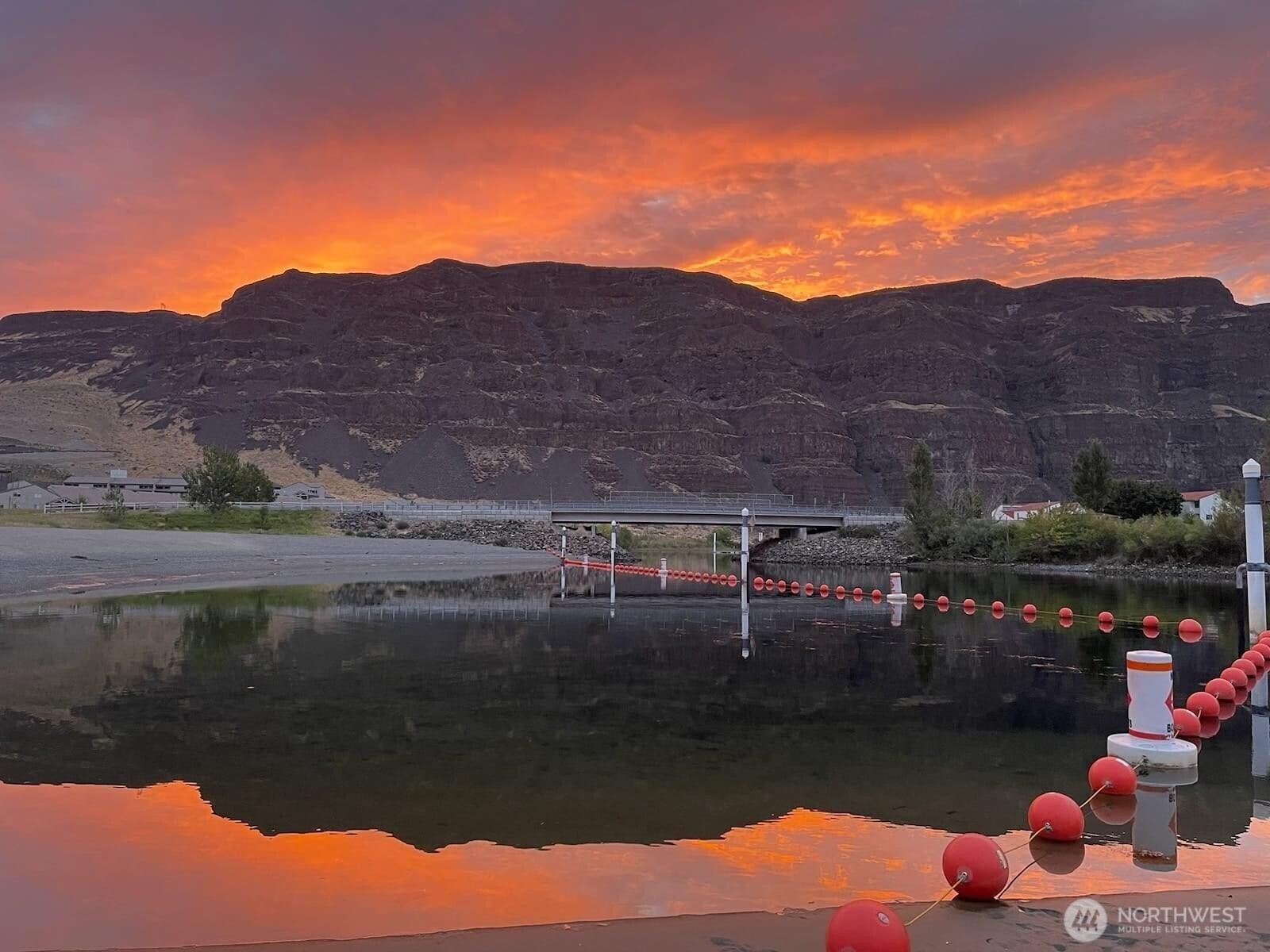 23518 Sunserra Loop NW Quincy WA 98848