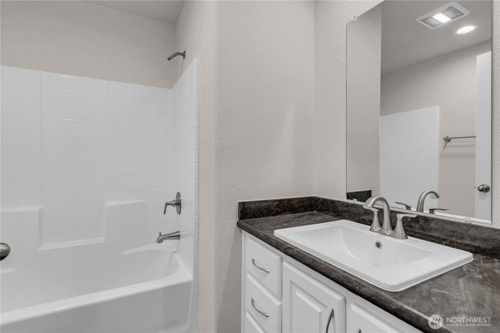 3407 S 181st Place Seatac WA 98188