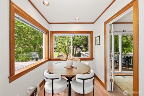 6716 37th Avenue SW Seattle WA 98126