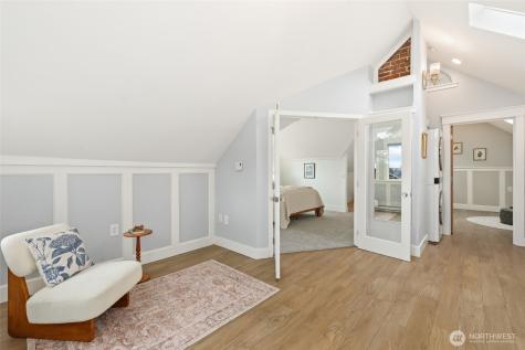6716 37th Avenue SW Seattle WA 98126