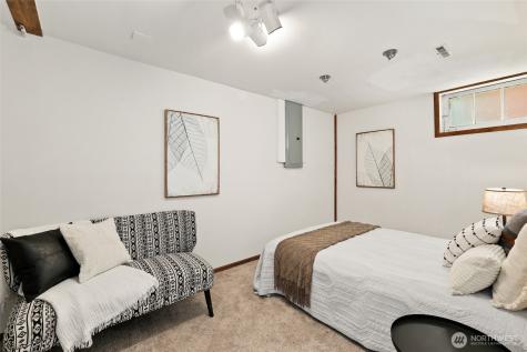 6716 37th Avenue SW Seattle WA 98126