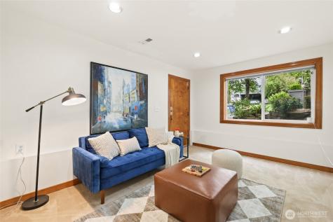 6716 37th Avenue SW Seattle WA 98126
