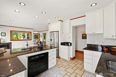6716 37th Avenue SW Seattle WA 98126