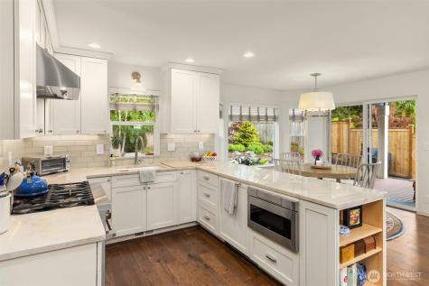 20282 12th Avenue NE Poulsbo WA 98370