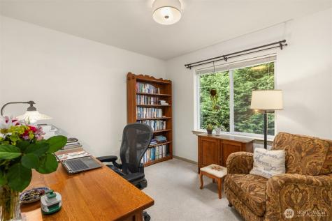 20282 12th Avenue NE Poulsbo WA 98370
