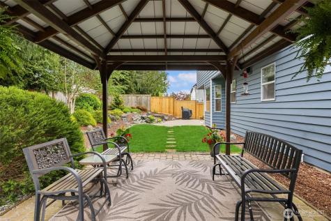 20282 12th Avenue NE Poulsbo WA 98370