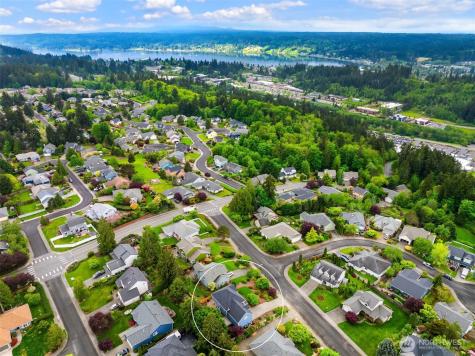 20282 12th Avenue NE Poulsbo WA 98370