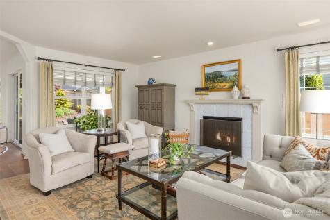 20282 12th Avenue NE Poulsbo WA 98370
