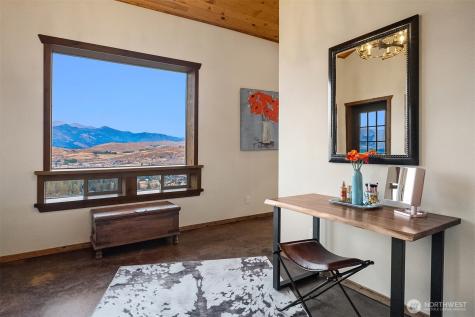 47 Bella Vista Lane Winthrop WA 98862