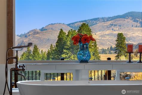 47 Bella Vista Lane Winthrop WA 98862