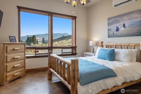 47 Bella Vista Lane Winthrop WA 98862