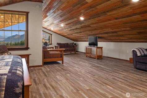 47 Bella Vista Lane Winthrop WA 98862