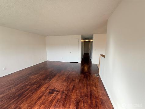 388 NW 11th Court Oak Harbor WA 98277