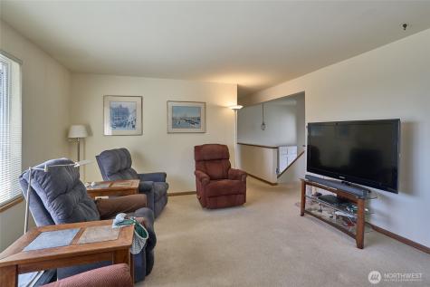 22617 108th Avenue SE Kent WA 98031