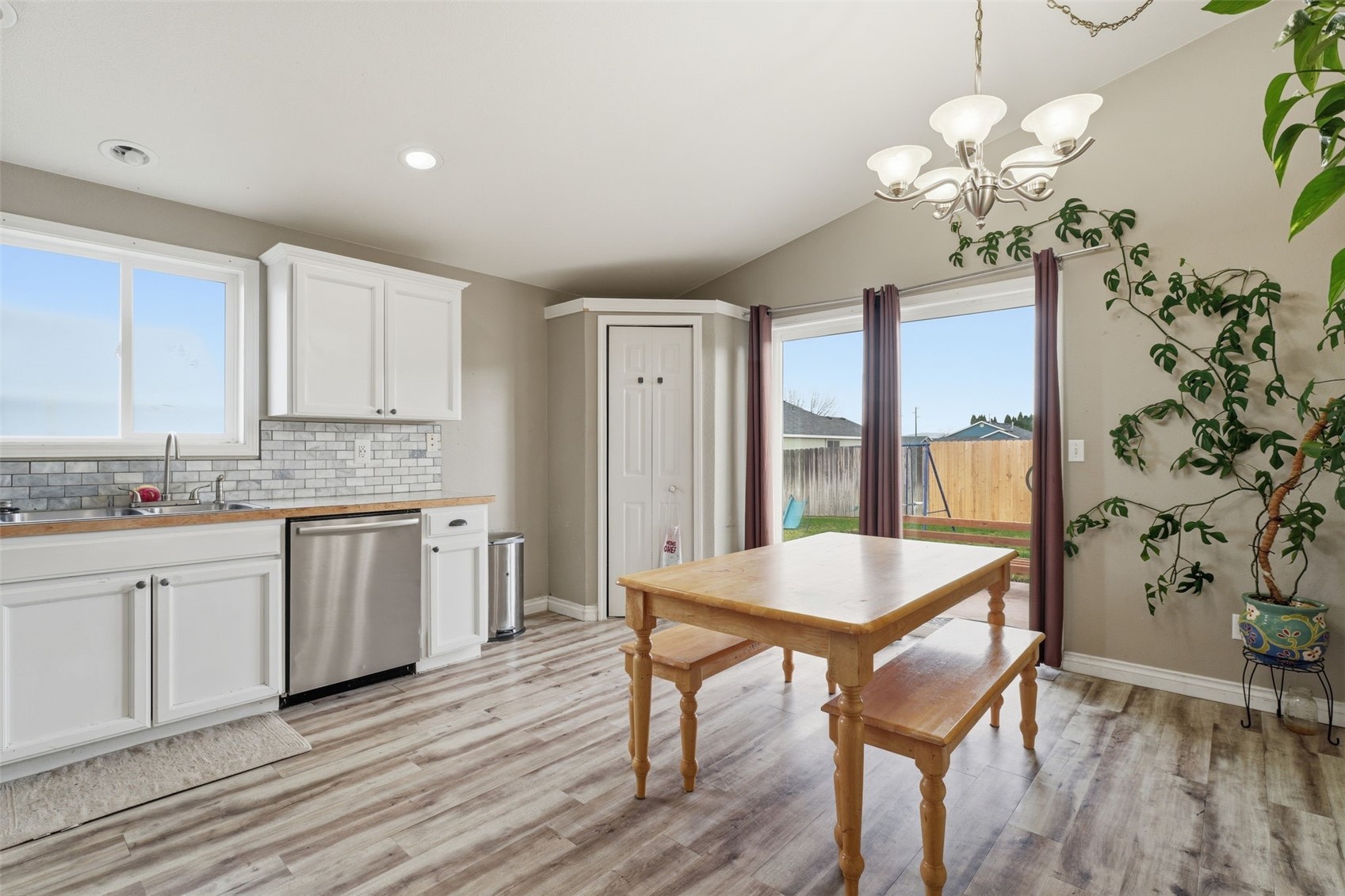 9316 Mustang Drive Pasco WA 99301