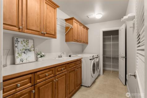 5899 153rd Avenue SE Bellevue WA 98006