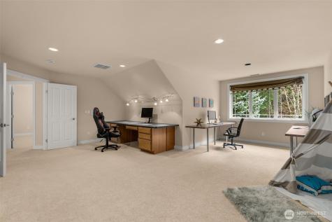 5899 153rd Avenue SE Bellevue WA 98006