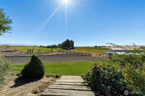 288 Meadowlark Lane Touchet WA 99360