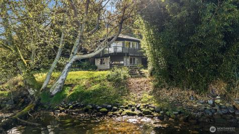 1363 Country Club Drive Camano Island WA 98282
