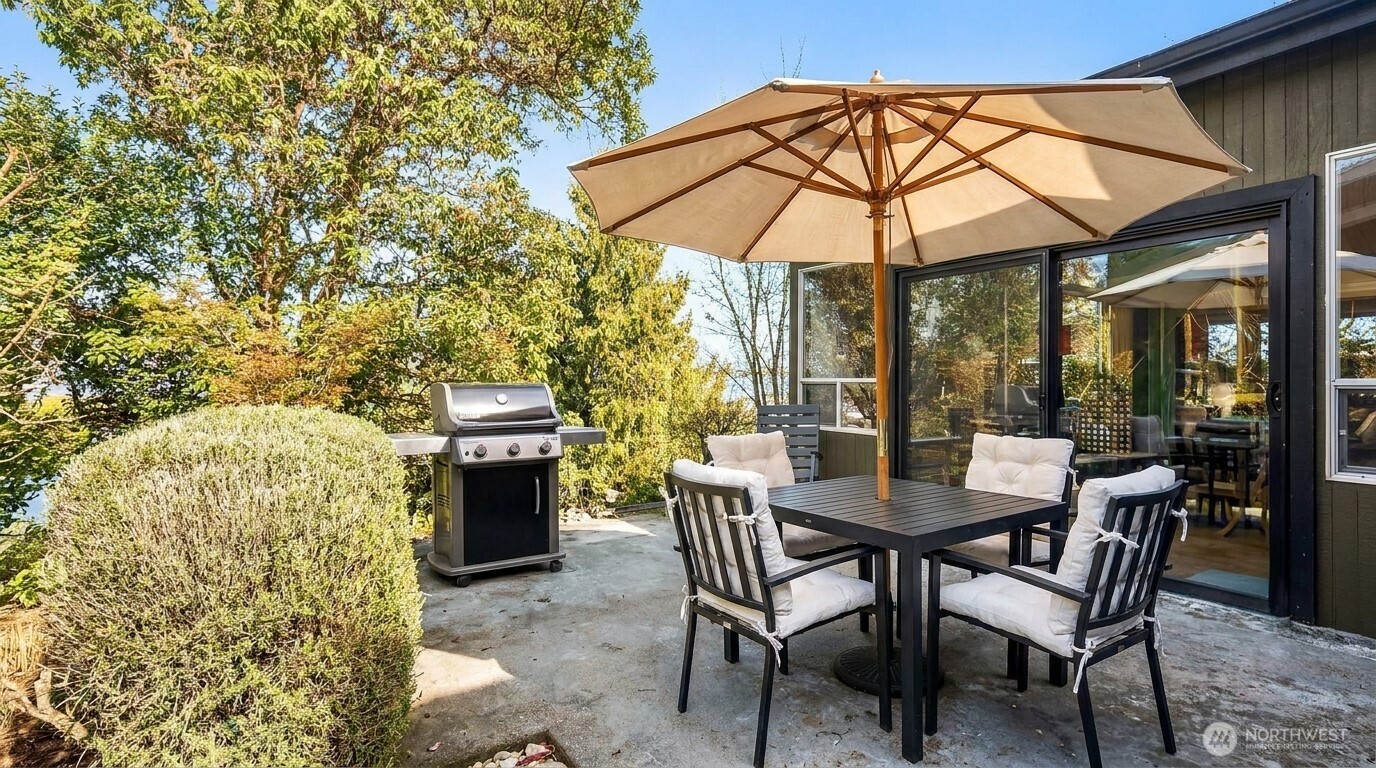 1363 Country Club Drive Camano Island WA 98282