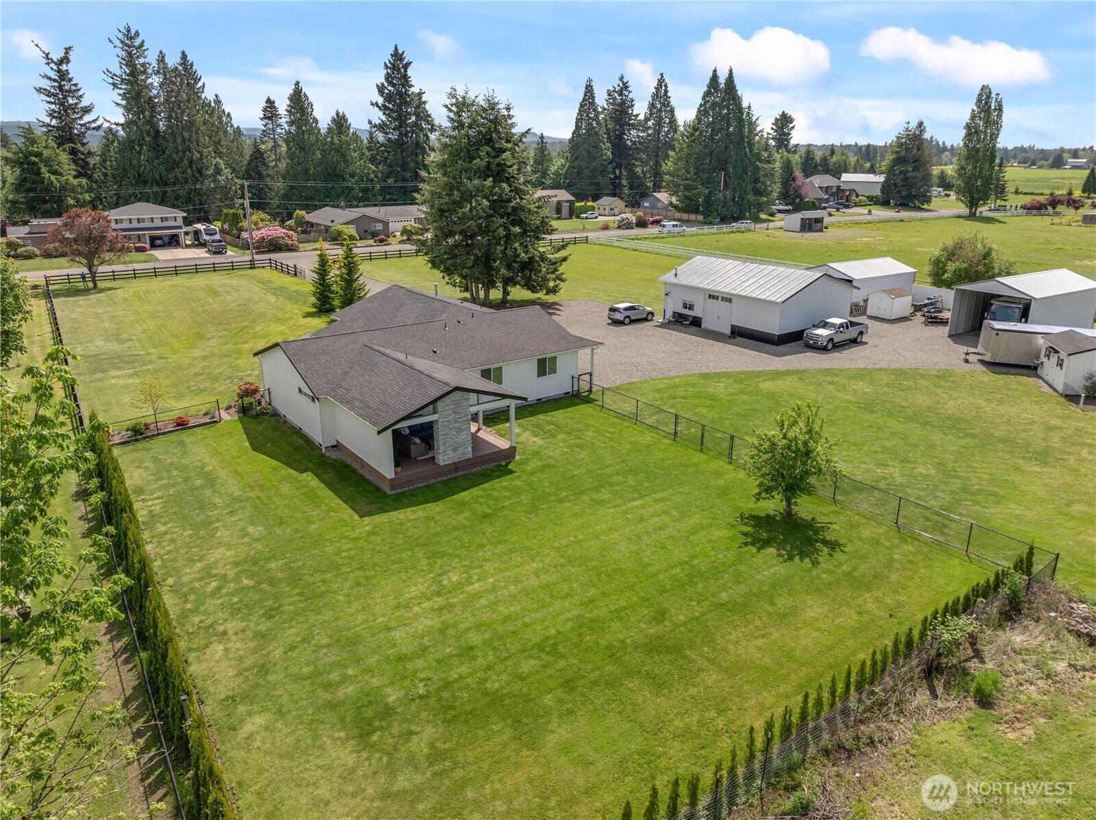 23828 SE 471st Street Enumclaw WA 98022