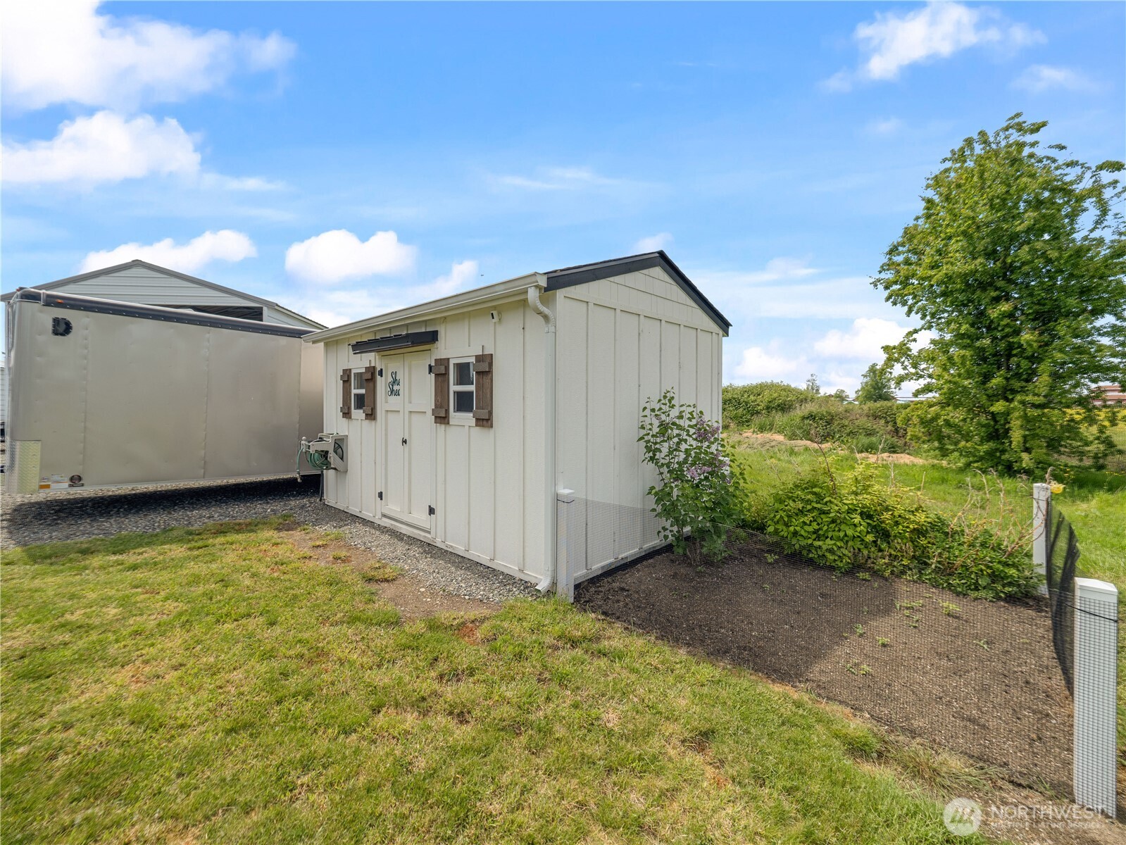 23828 SE 471st Street Enumclaw WA 98022