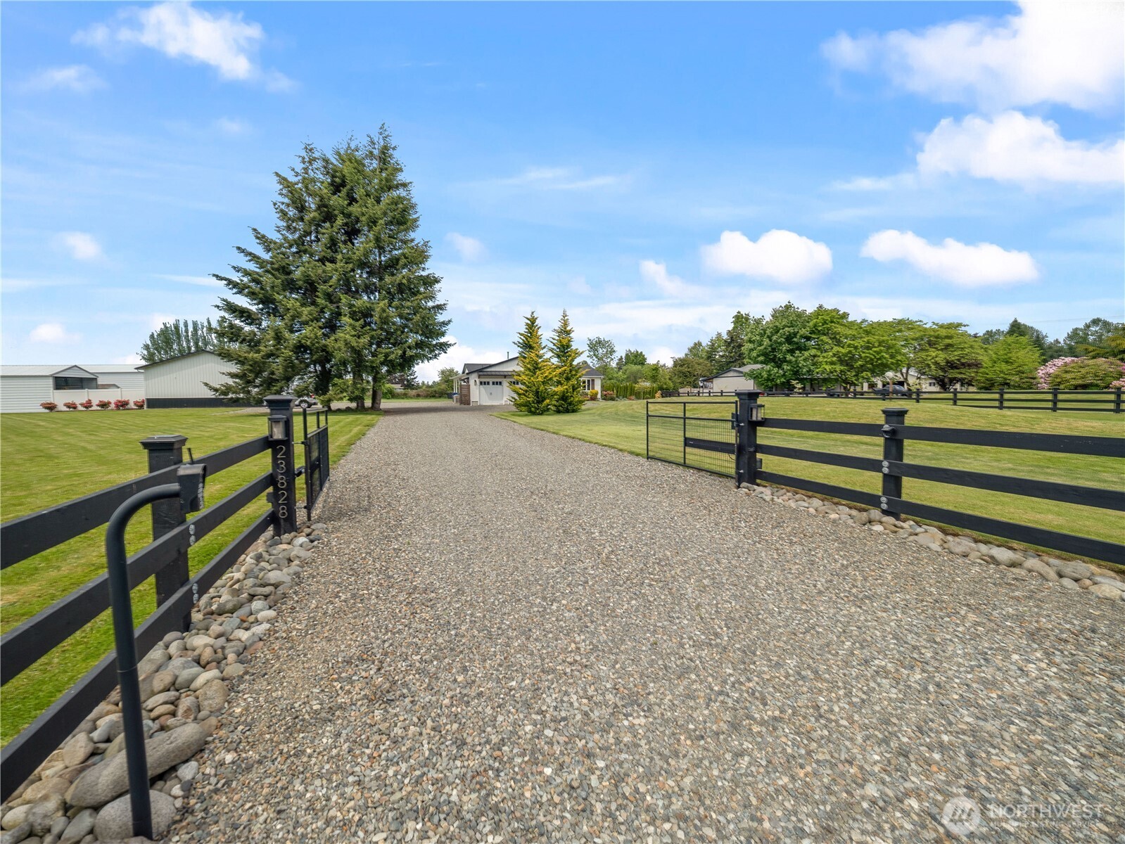 23828 SE 471st Street Enumclaw WA 98022