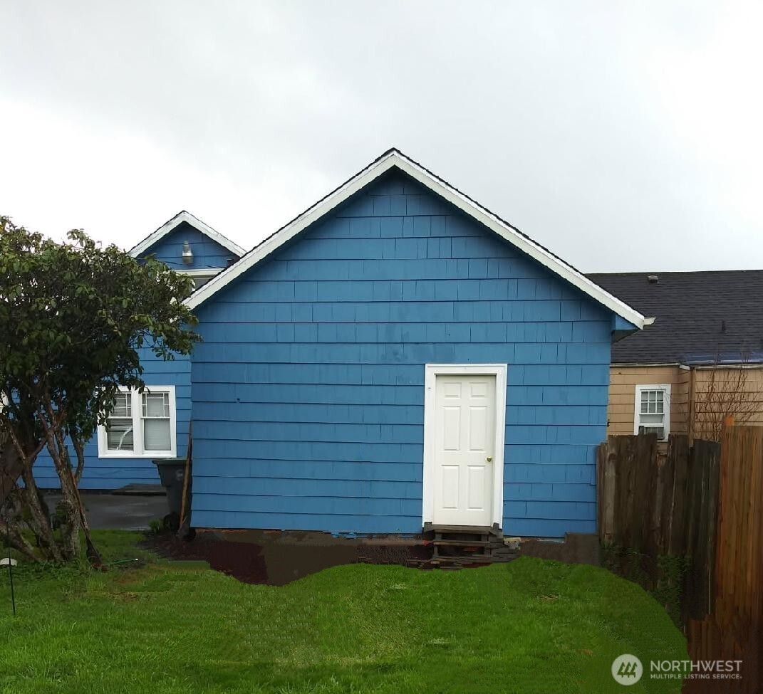 3025 Simpson Avenue Hoquiam WA 98550