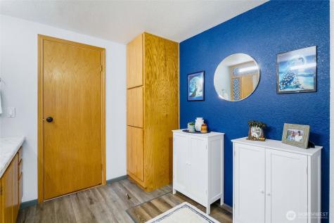 10693 SE Handicap Drive Warden WA 98857