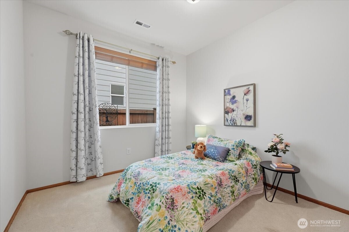 223 S 48th Place Mount Vernon WA 98274