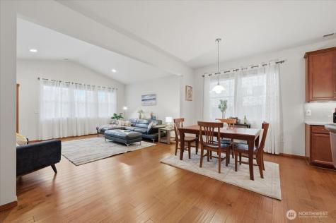 223 S 48th Place Mount Vernon WA 98274