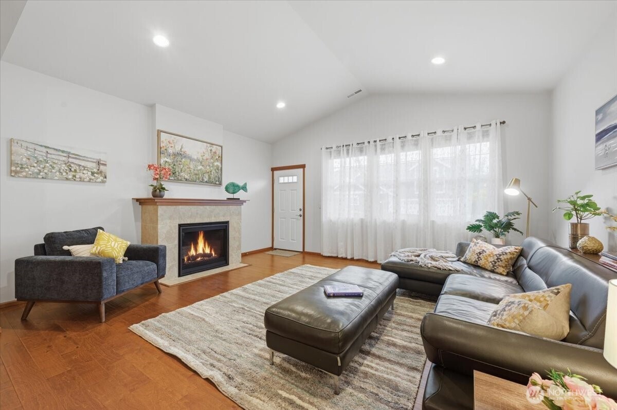 223 S 48th Place Mount Vernon WA 98274