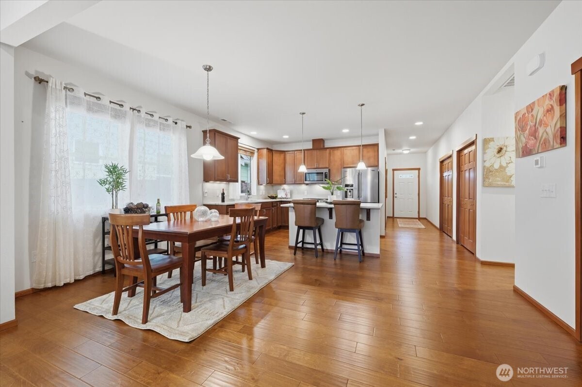 223 S 48th Place Mount Vernon WA 98274