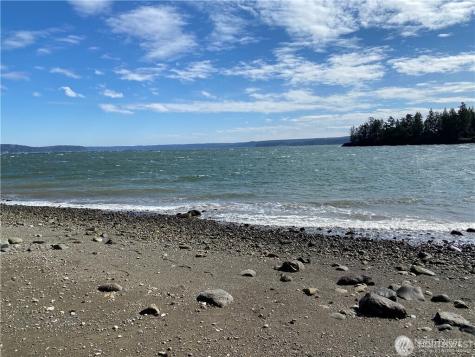 511 Pleasant Harbor Road Brinnon WA 98320