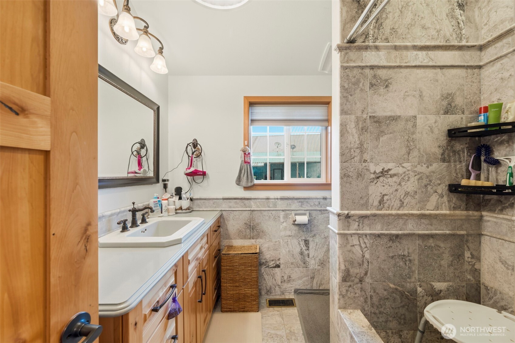18222 SE Wax Road Covington WA 98042