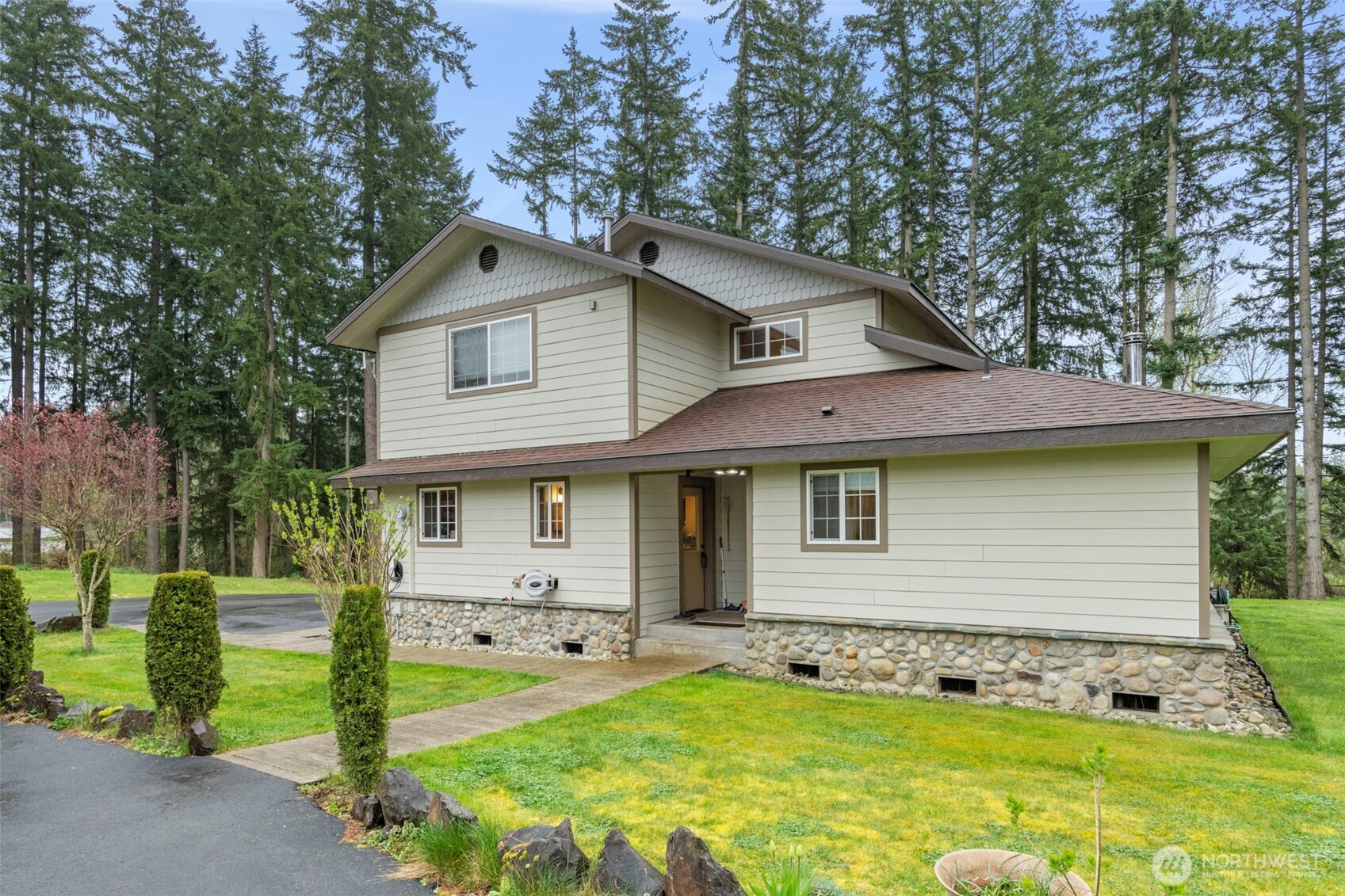 18222 SE Wax Road Covington WA 98042