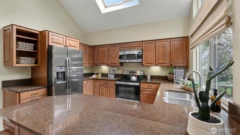 17621 157th Avenue SE Renton WA 98058