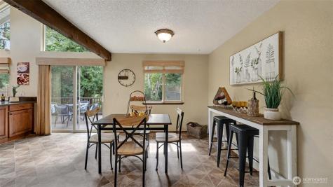 17621 157th Avenue SE Renton WA 98058